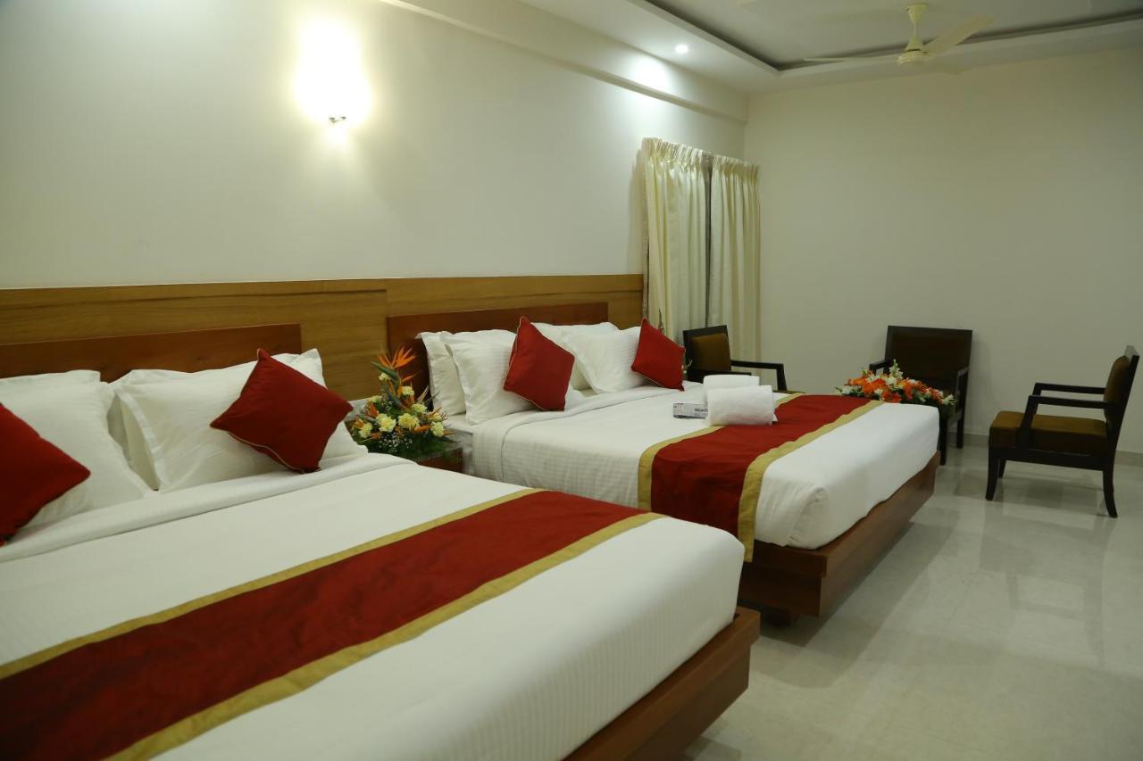 Hotel U.T.Elegance Bangalore Exterior photo